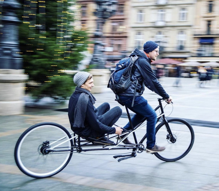 Convercycle je genialno električno kolo, ki omogoča prevažanje prtljage