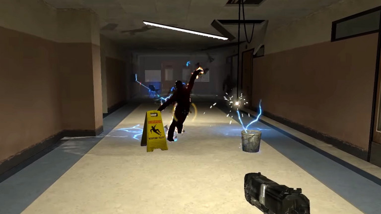 Na spletu se je pojavil kratek igralni posnetek iz preklicane igre Half-Life 2: Episode 4 – Return to Ravenholm