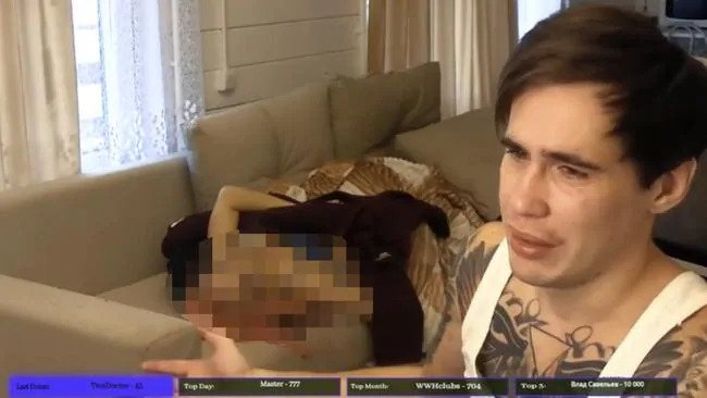 Ruski YouTuber zaradi donacije sredi prenosa v živo ubil svojo nosečo punco