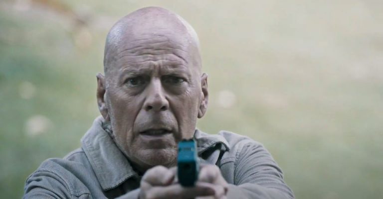 Out of Death je nov film z Brucom Willisom, ki je že v napovedniku videti zanič