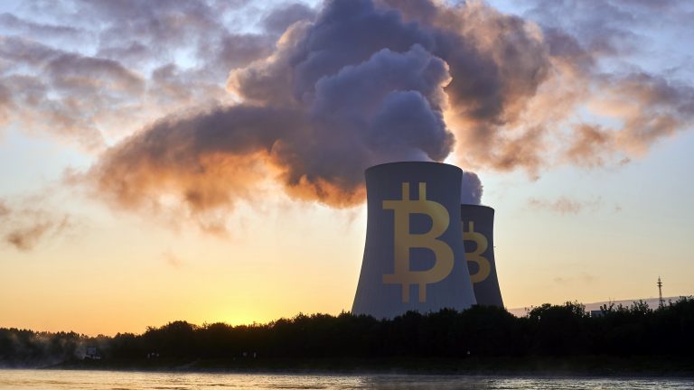 Podjetje za rudarjenje bitcoinov kupilo kar celo elektrarno