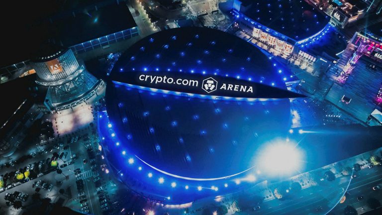 Stadion Staples Center NBA ekipe LA Lakersov se bo preimenoval v Crypto.com Arena