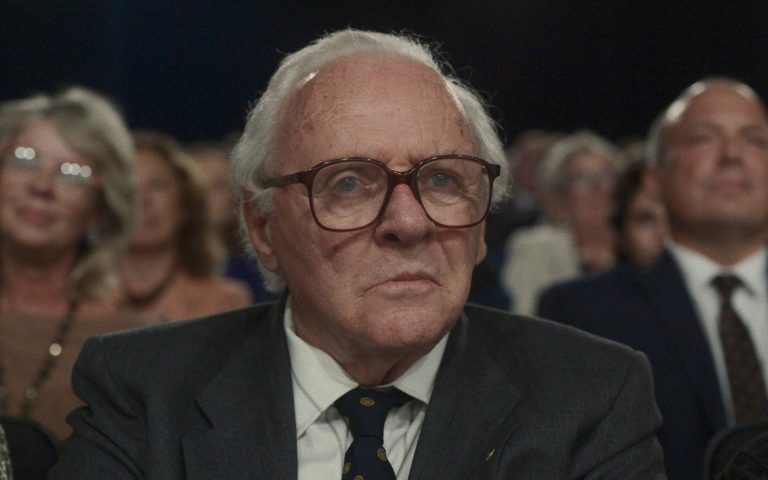 Legendarni Anthony Hopkins nastopa v novem filmu One Life